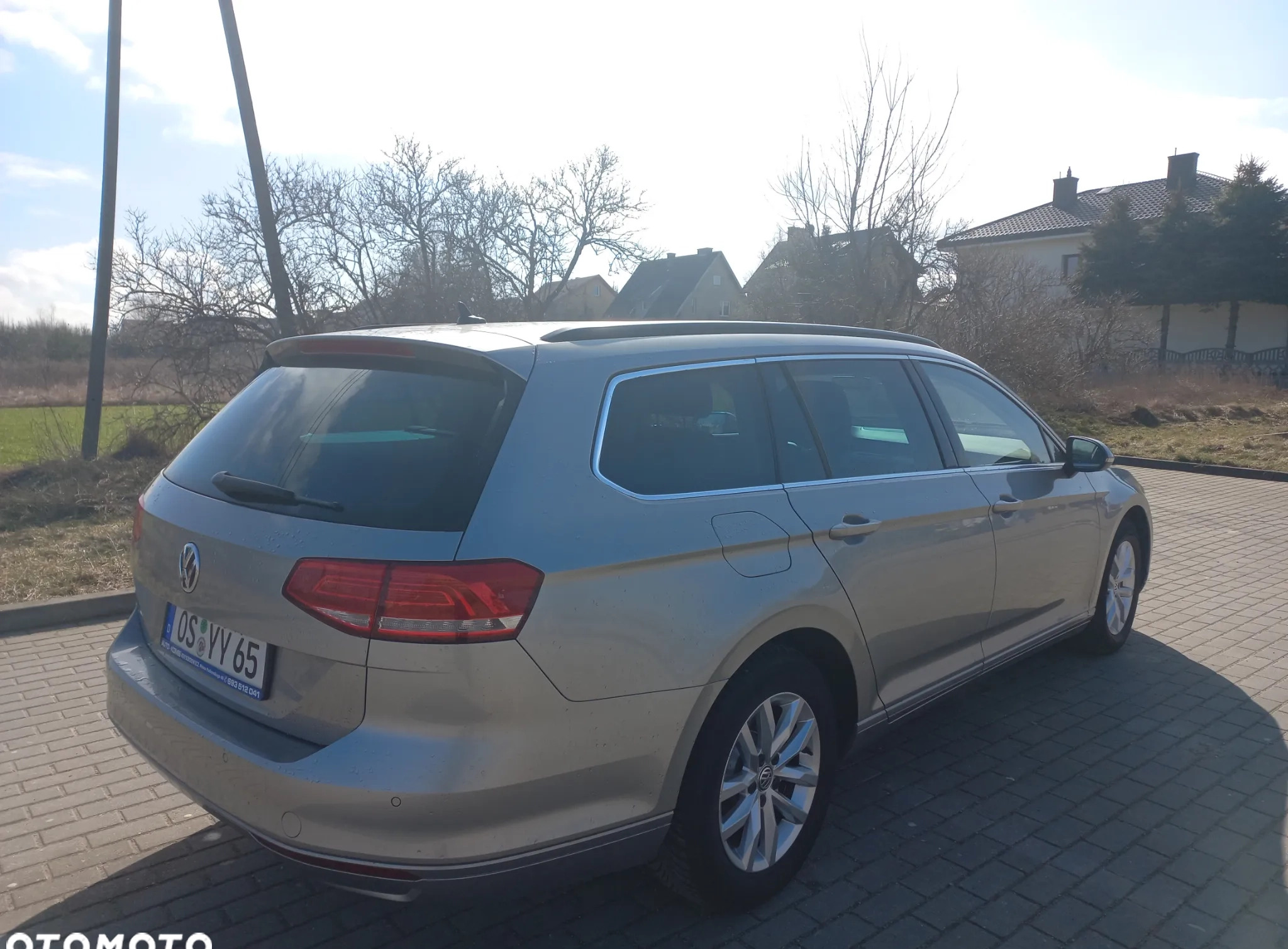 Volkswagen Passat cena 57900 przebieg: 189000, rok produkcji 2015 z Mława małe 154